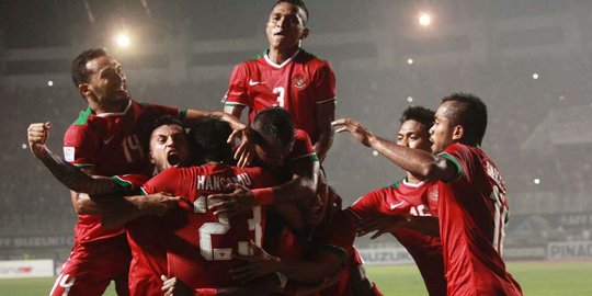 Timnas Indonesia jangan bertahan hadapi Thailand!