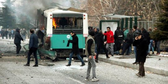 Bom meledak dekat bus tentara Turki, 13 orang tewas