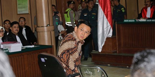 Tanpa teguran sebelumnya, proses hukum Ahok dinilai penyesatan hukum