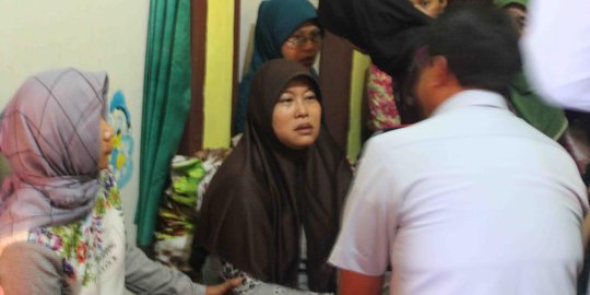 Istri korban Hercules histeris saat Danlanud sampaikan duka cita