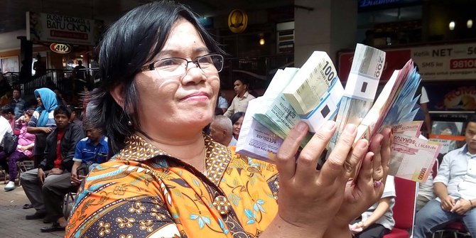 Pedagang: Rupiah baru bagus dan lebih kecil dari yang lama