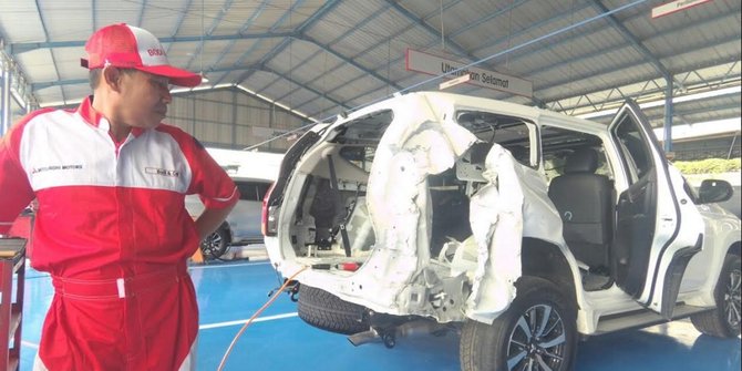 layanan bodi repair dan paint shop mitsubishi di bandar lampung