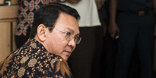 Ekspresi Ahok saat nota keberatan ditolak JPU