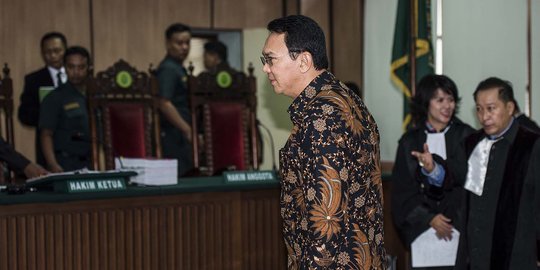 Ahok selalu telpon adik bungsunya sebelum sidang buat minta saran
