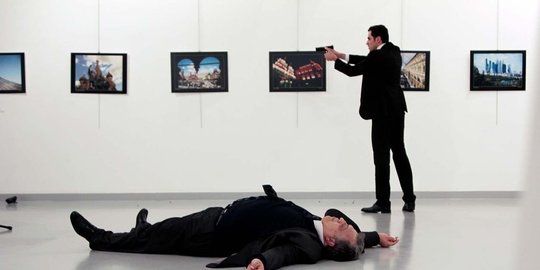 untuk turki ditembak saat berikan pidato di galeri seni rev1