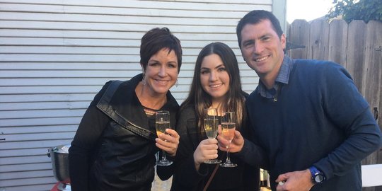 Aneh, pasangan ini rayakan perceraian dengan pesta