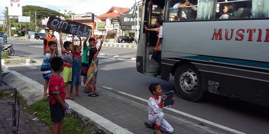 Komisi V DPR sarankan polisi pasang spanduk larangan 'om telolet om'