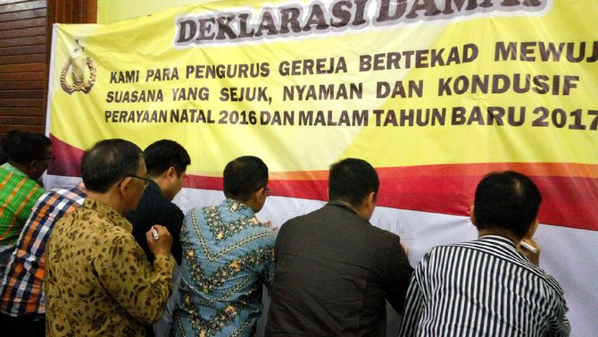 koordinasi pengamanan natal di surabaya