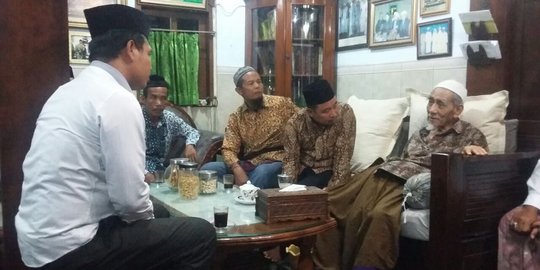 Dukung semen Rembang, Mbah Maimoen akan bicara pada Jokowi