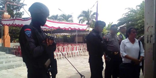 Gereja Katedral di Bali dijaga ketat saat malam misa Natal