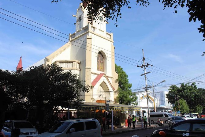 gereja immanuel malang