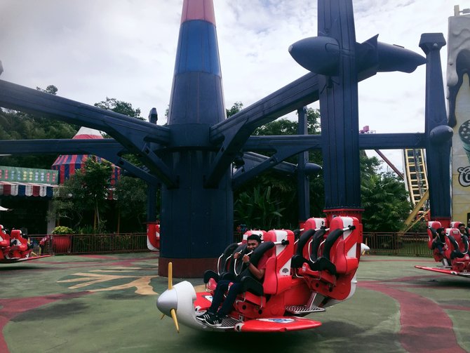 jet tempur di air race jungle land