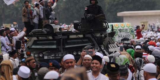 Pemilik bus pengangkut massa aksi 2 Desember diperiksa polisi