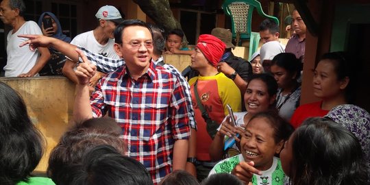 Kena kasus dugaan agama, Ahok bilang 'pohon lurus banyak mau tebang'