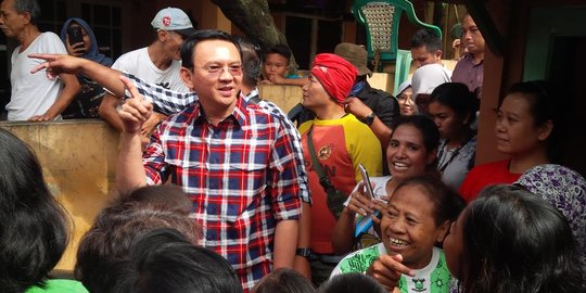 Kampanye di Ragunan, Ahok dikeluhkan warga soal sembako mahal