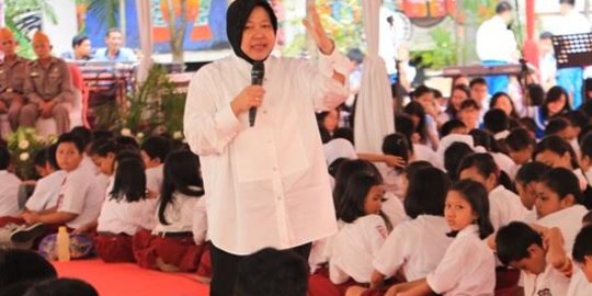 Risma: Anak harus dikasih kesibukan, jadi lupa nakal