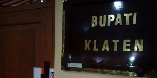 bupati dan bkd klaten disegel kpk rev3