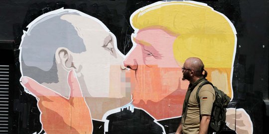 Trump puji Putin tak marah soal pengusiran 35 diplomat Rusia dari AS