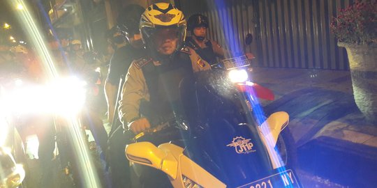 Kapolda Jabar naik motor keliling pantau tahun baru di Bandung