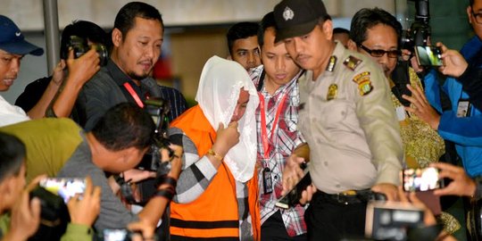 Dagang jabatan ala Bupati Klaten
