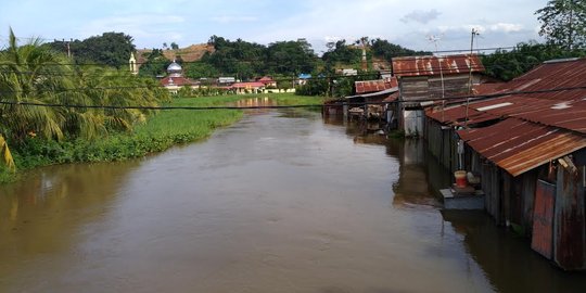 Tahun baru 2017, ratusan rumah warga Samarinda terendam banjir