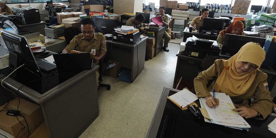 Wali Kota Solo ancam copot PNS baru yang lamban bekerja