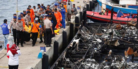 3 Korban kapal terbakar teridentifikasi dan diserahkan ke keluarga