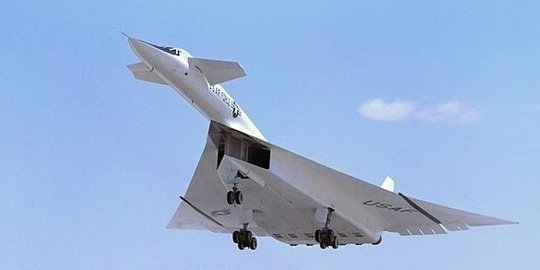 bersenjata nuklir bernama b 70 valkyrie rev1
