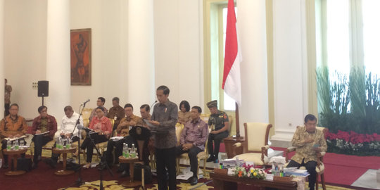 Jokowi harapkan seluruh anak yatim dapat KIP dan KIS