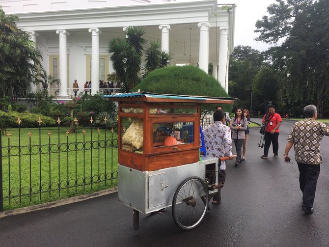 nasi goreng kaki lima di istana bogor