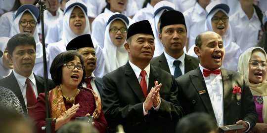 Mendikbud: 44.507 Yatim piatu akan dapat Kartu Indonesia Pintar