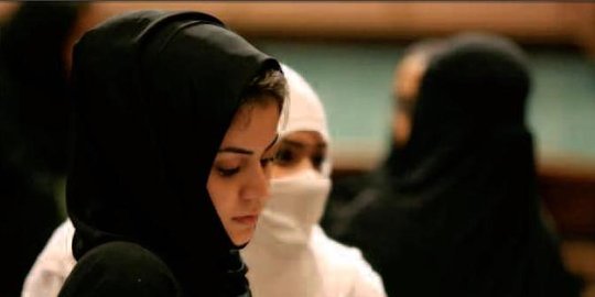 di saudi dilarang makan di restoran rev2