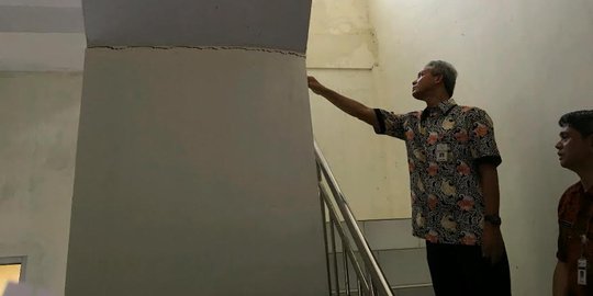 Resmikan bangunan retak-retak, Ganjar minta kontraktor diburu