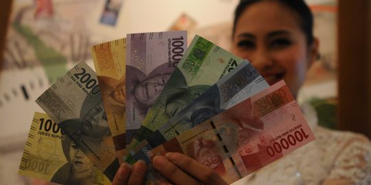 Rupiah dibuka menguat ke level Rp 13.367 per USD