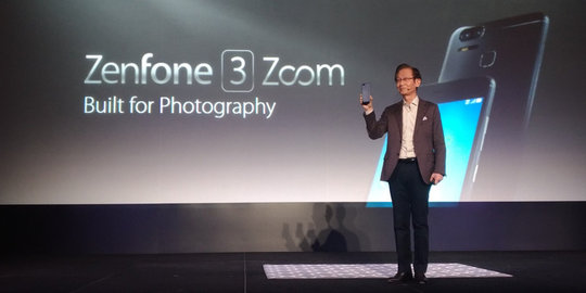 ASUS ZenFone 3 Zoom: dual camera dan portrait mode bak iPhone 7 Plus