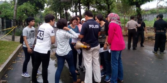 Prarekonstruksi kasus Pulomas, polisi & Polwan berperan jadi korban