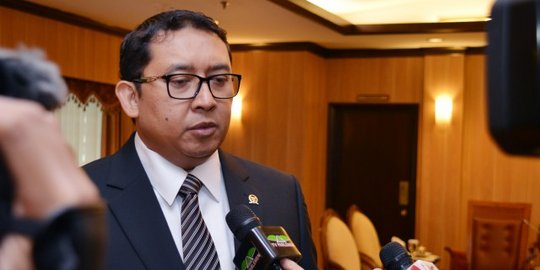 Fadli Zon sentil pemerintah terlalu banyak bikin badan baru