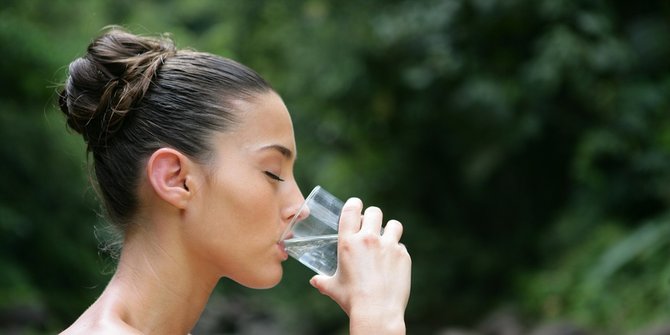Berapa banyak jumlah air yang harus diminum setiap hari?