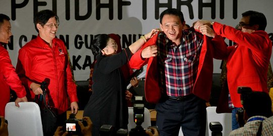 Prabowo kampanye, Ahok bilang Megawati bikin baju pakai duit pribadi