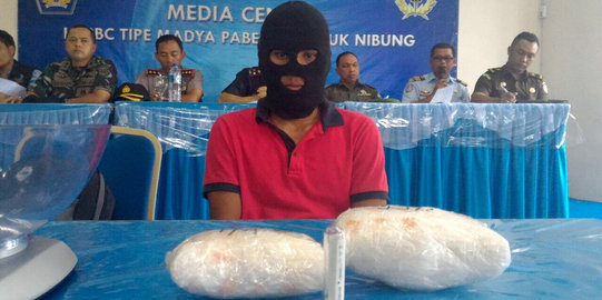 Kapal kayu angkut 90 TKI ilegal diamankan, seorang bawa 0,5 Kg sabu