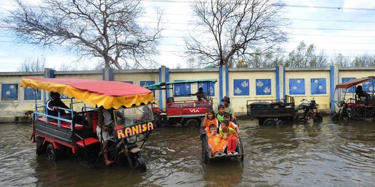 Wajah Muara Angke 3 hari terendam banjir rob