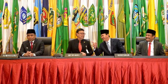 Mendagri soal rapat di kereta: Tujuannya memang pariwisata