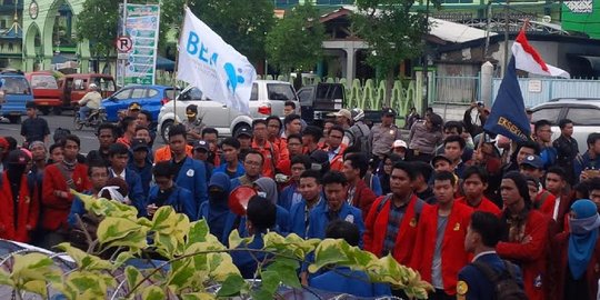 Demo Bela Rakyat 212, mahasiswa di Jatim salahkan Jokowi dan media