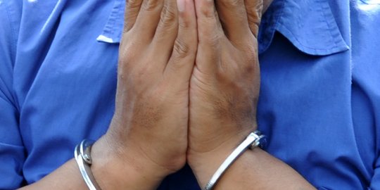 Curi elektronik, remaja ini tak berkutik dijemput polisi di rumahnya