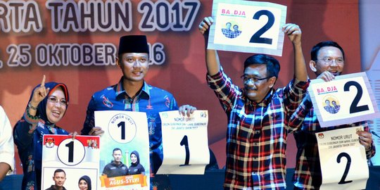 Agus kritik tukang gusur, Ahok sindir program rumah apung