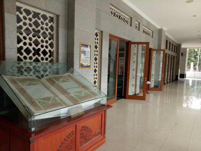 masjid di kantor wali kota jakpus