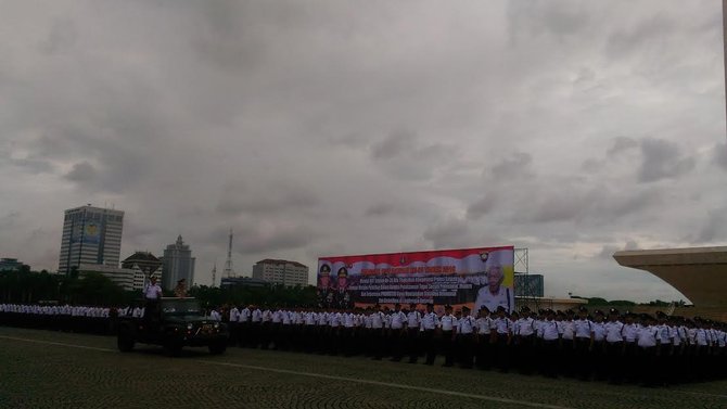 kapolri pimpin apel hut satpam ke 36