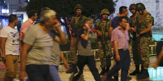 Kejaksaan Turki perintahkan penangkapan 243 personel militer
