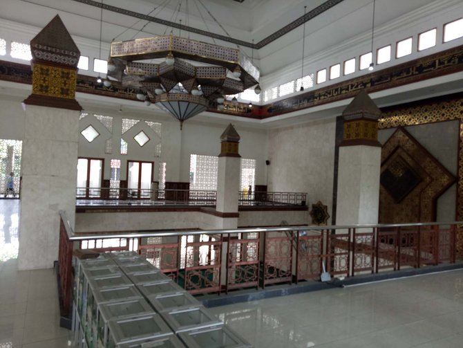 masjid al fauz di kantor wali kota jakpus