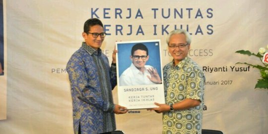 Usai luncurkan buku, Sandiaga telepon para pengusaha minta dukungan